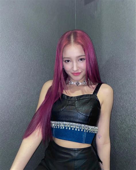 kdolfap|r/kpopfap .